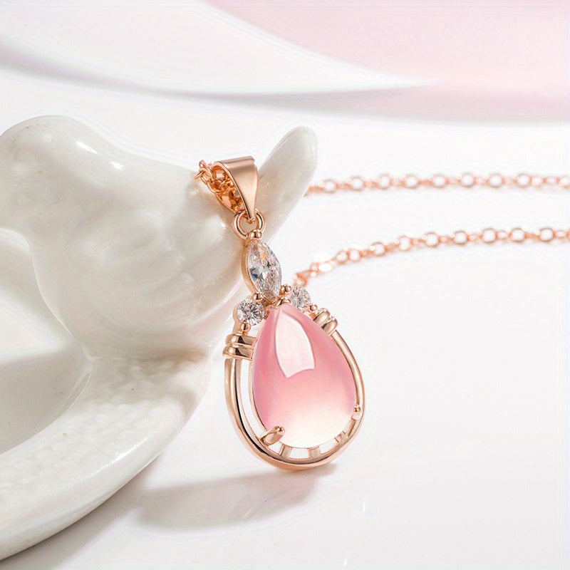 Temperamental Necklace Female Drop-Shaped Pink Pendant Simple Niche O-Shaped Chain Clavicle Chain Rose Quartz Pendant