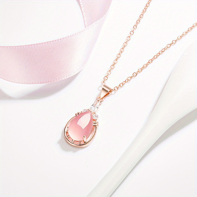 Temperamental Necklace Female Drop-Shaped Pink Pendant Simple Niche O-Shaped Chain Clavicle Chain Rose Quartz Pendant