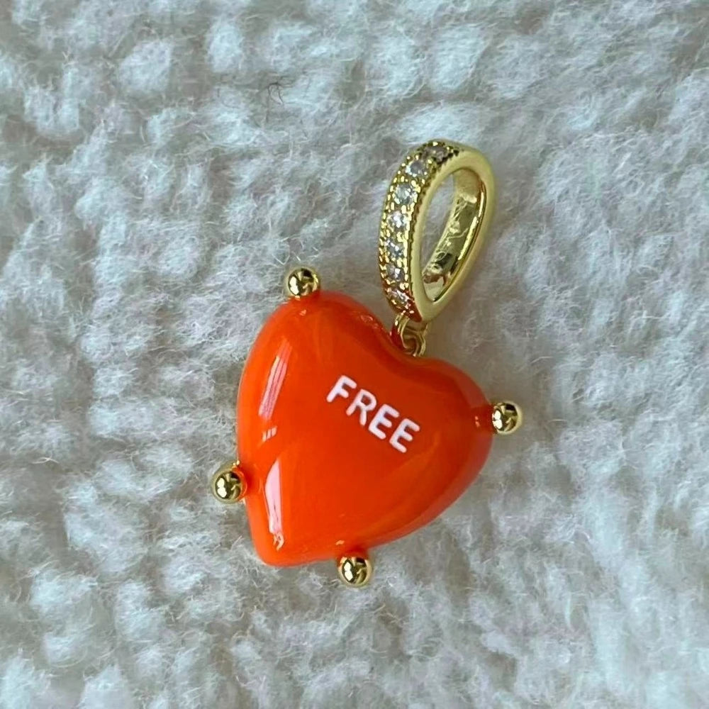 New Color Custom FP Heart Pendant Pink Deep Red Fashion Personalized Resin Letter Charms for Women Necklace DIYJewelry Gifts
