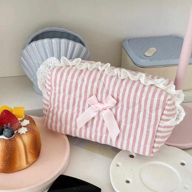 Pink Rose Sweetheart Cosmetic  Storage Bag Aesthetic Cute Lace Trim Makeup Pouch Large Capacity Vintage Cosmetic Organizer Bags