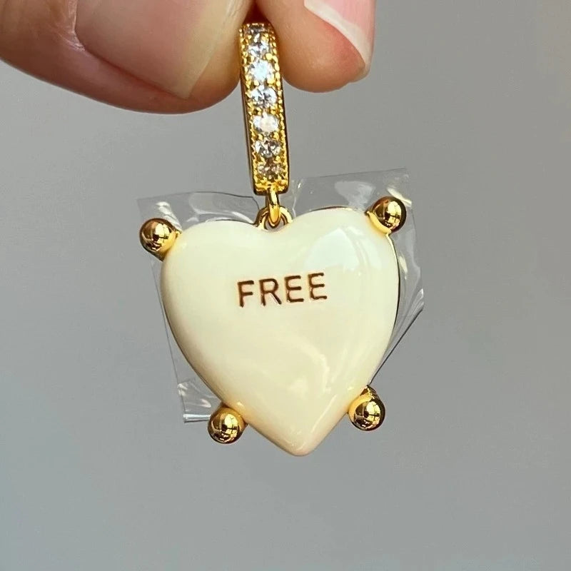 New Color Custom FP Heart Pendant Pink Deep Red Fashion Personalized Resin Letter Charms for Women Necklace DIYJewelry Gifts