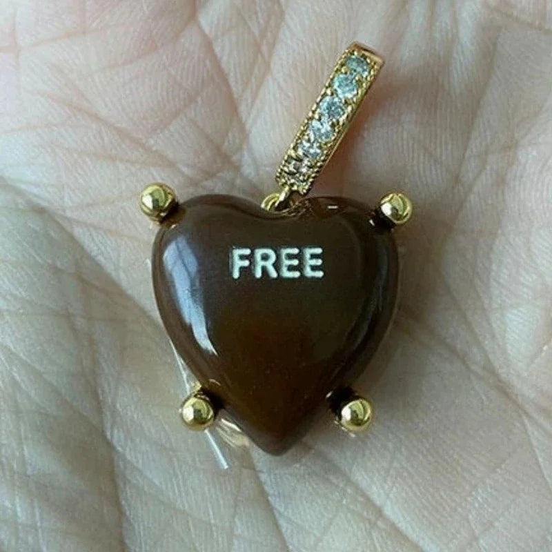 New Color Custom FP Heart Pendant Pink Deep Red Fashion Personalized Resin Letter Charms for Women Necklace DIYJewelry Gifts